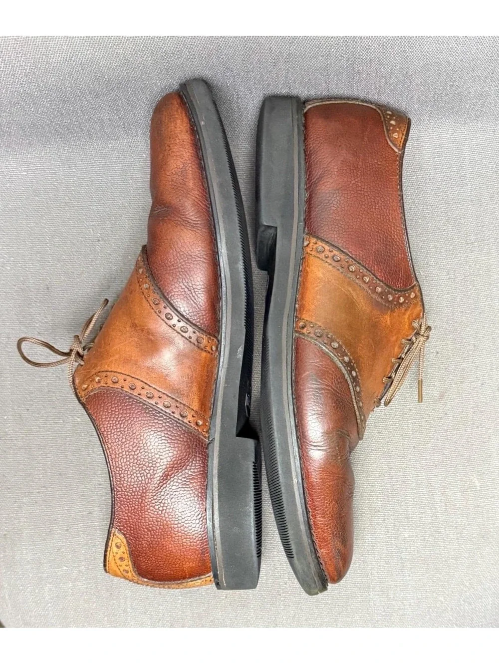 Vintage Brown Two-Tone Brogues or Saddle Shoes size 9 men or 10.5 women Vibram
